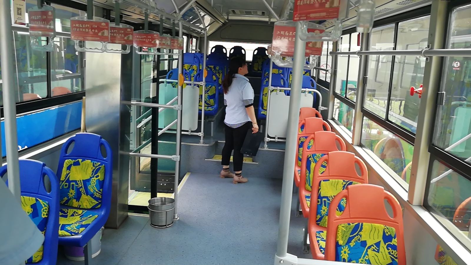 公交集團公交事業(yè)一部當(dāng)好創(chuàng)文“排頭兵”積極開展運營生產(chǎn)檢查工作